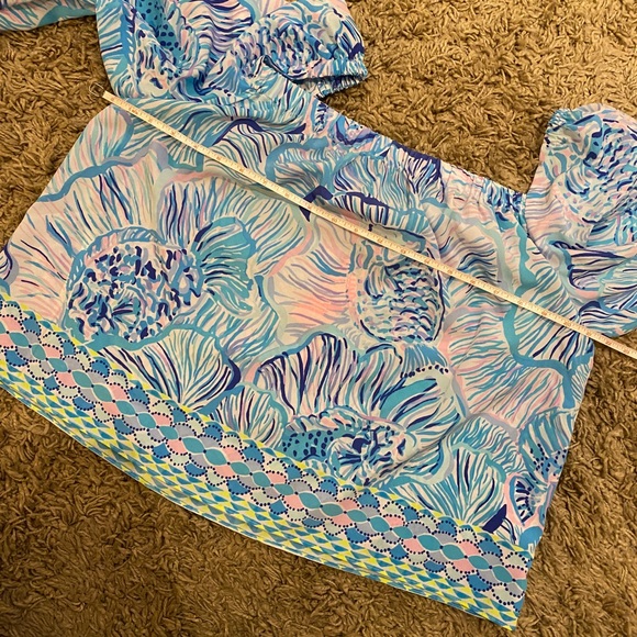 Lilly Pulitzer Lizzie top Bermuda Blue fishful thinking engineered top size L - Picture 10 of 10